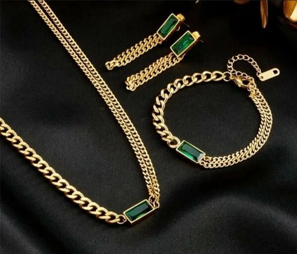 Ladies Necklace set