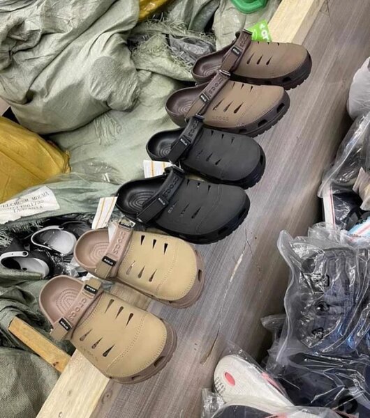 CROCKS