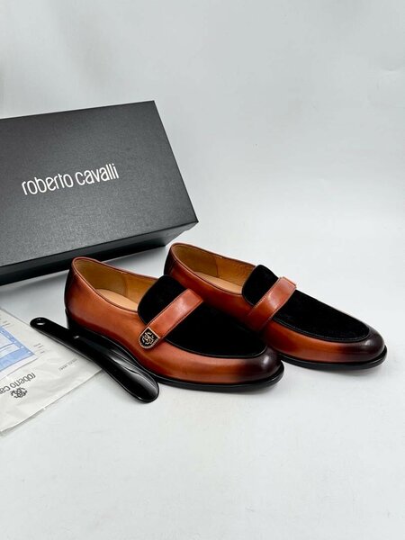 EXECUTIVE SHOES