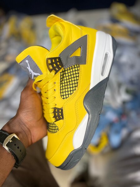 Jordan 4