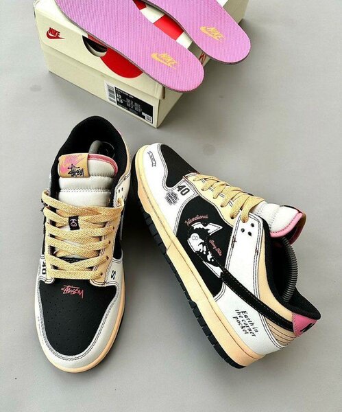 Nike SB.