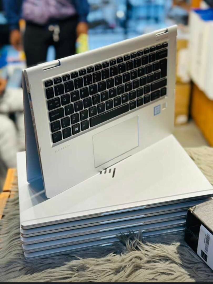 E-light book