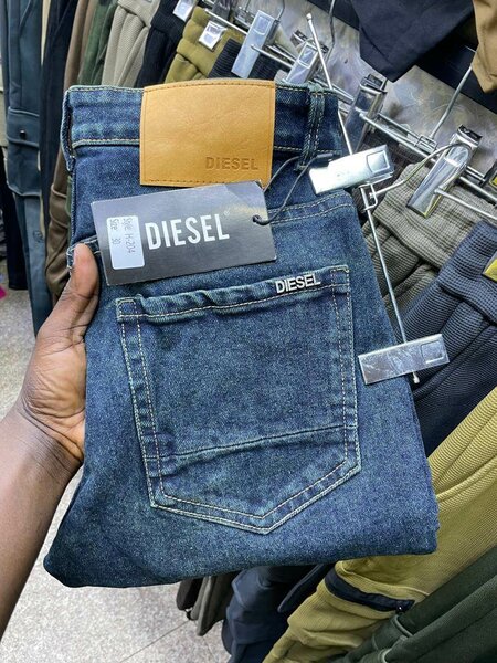 Plain Jean's