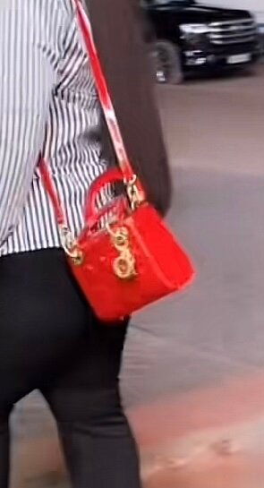 Sac à main rouge élégant