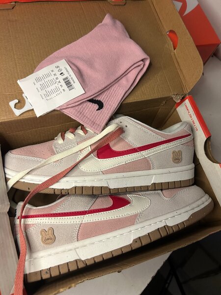 Nike shoes