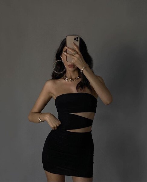 Robe décolleté