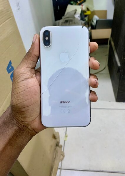 iPhone X