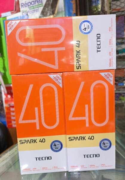 Tecno Spark 40 Smartphone