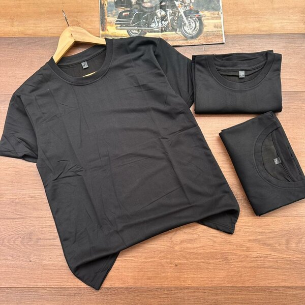 Plain t-shirts