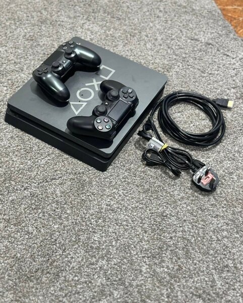 PS4 standard, pro