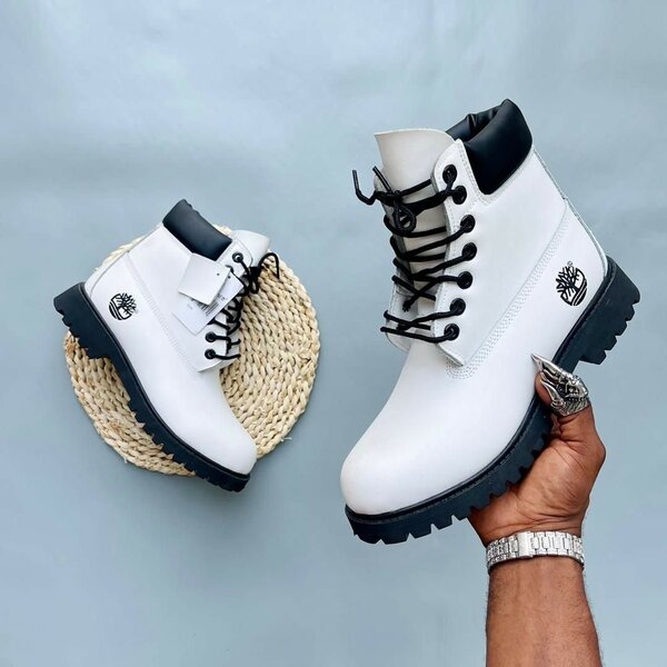 TIMBERLAND BOOT