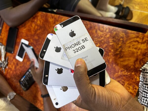 iPhone SE