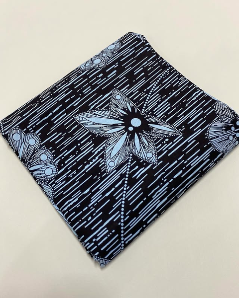 Tissu noir gris
