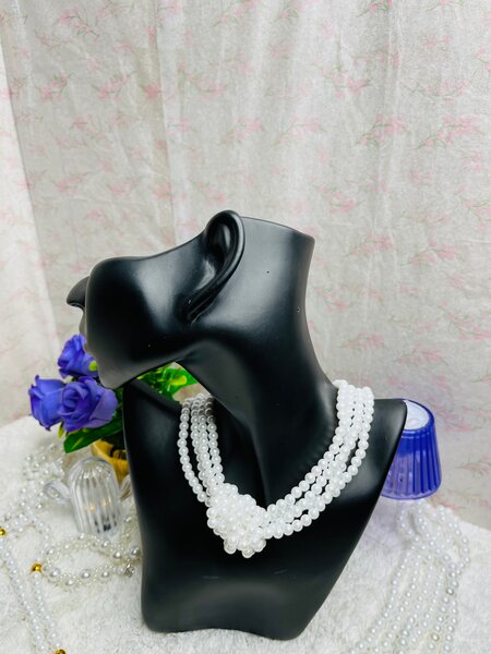 Collier ras de cou