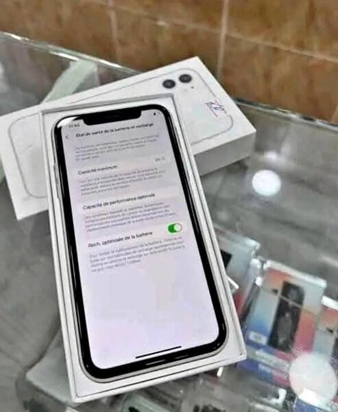 iPhone 11 simple