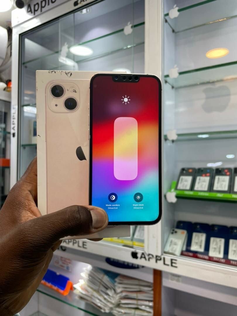 iPhone 13