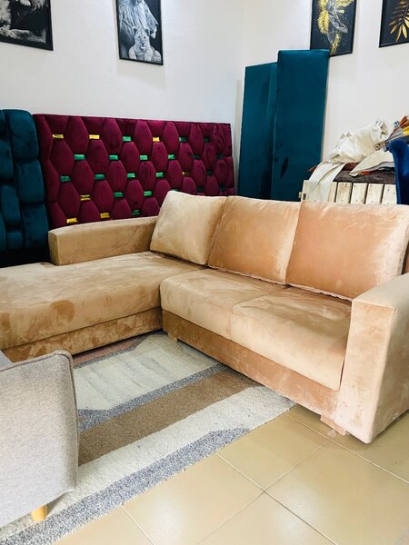 Canapé d'angle confortable en velours