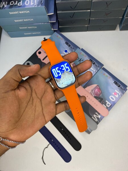 Montre connecté série i10