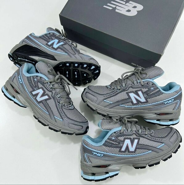 NEW BALANCE 740