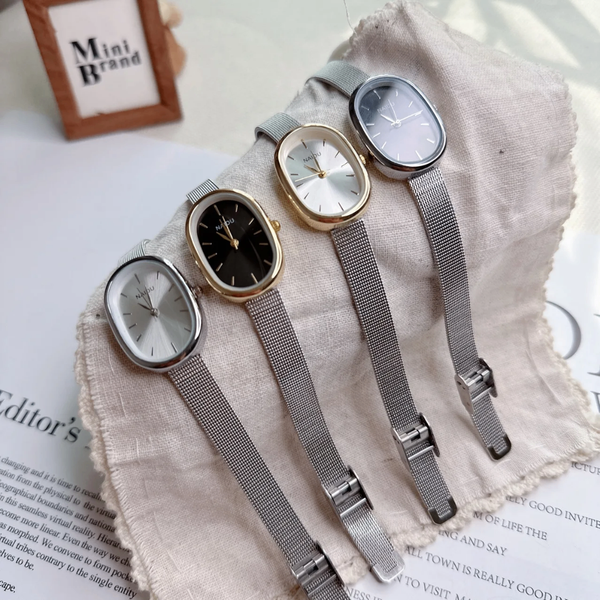 Montres élégantes minimalistes