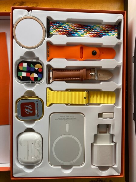Smartwatch includes Powerbank and more
