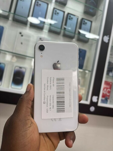 iPhone XR