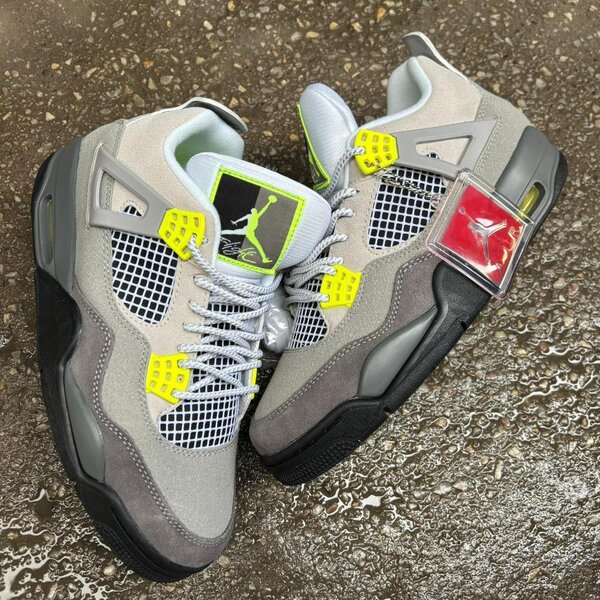 J4 shoe