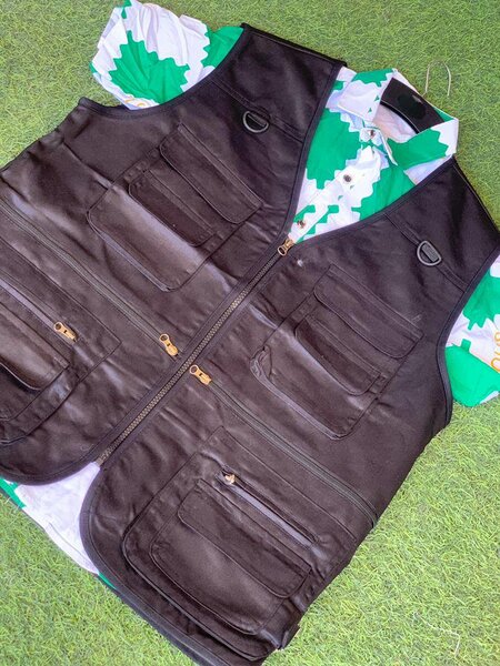 CARGO VEST