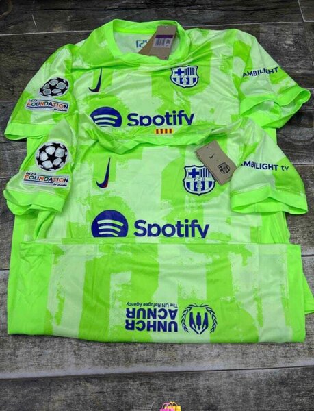 Maillot disponible