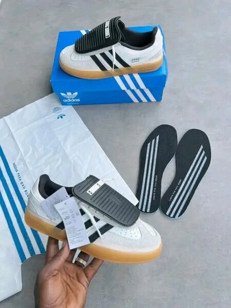 Chaussures de sport adidas Homme