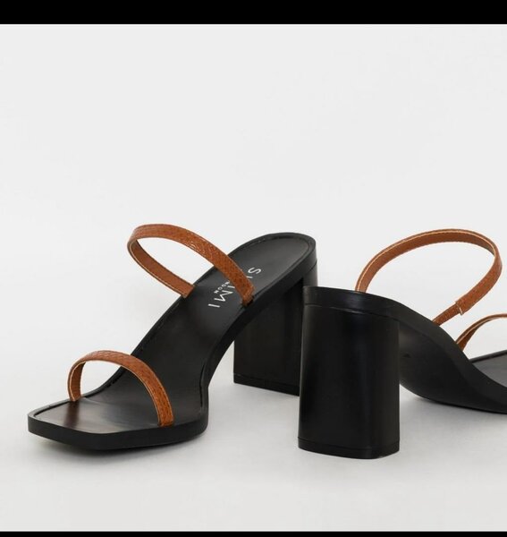 Ladies heel