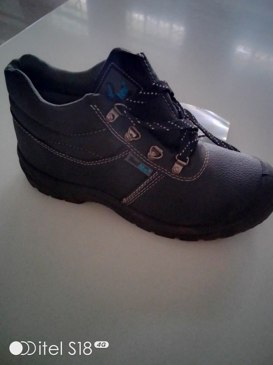 Safety shoe
