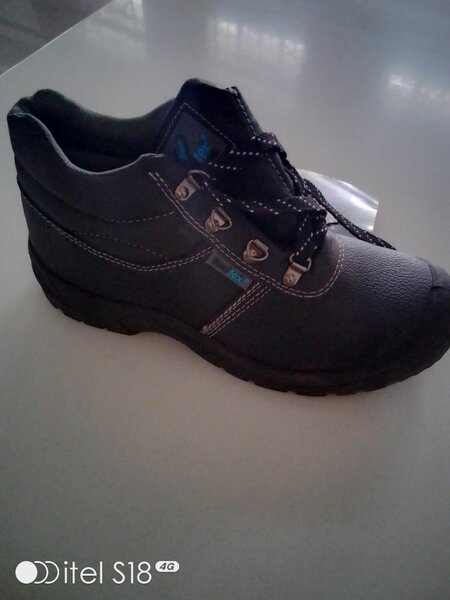 Safety shoe