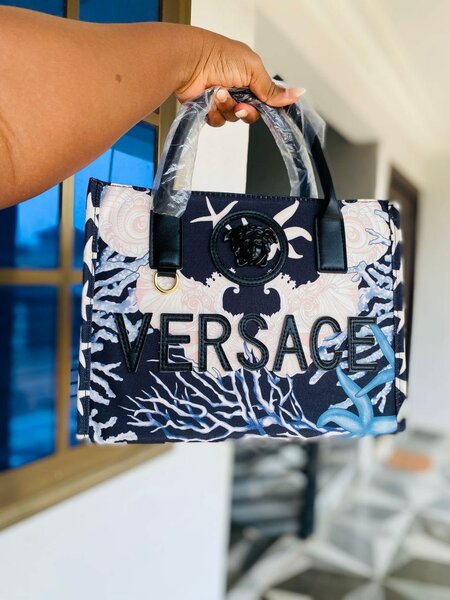 Ladies handbag