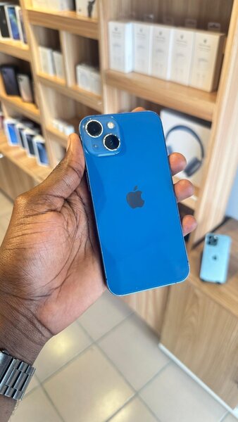 iPhone 13(Second main)