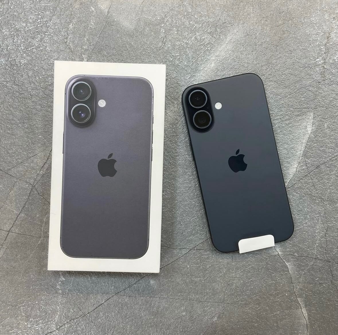 IPHONE 16 NOIR