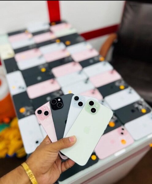 iPhone 13