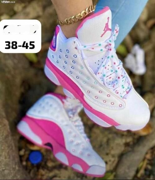 Sneaker