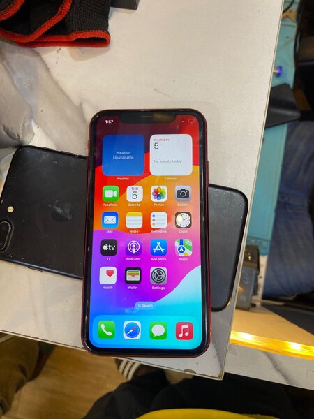 iPhone 11