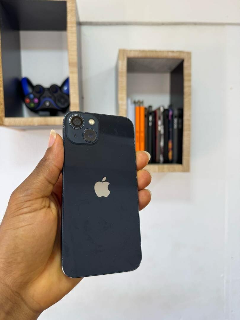 iPhone 13