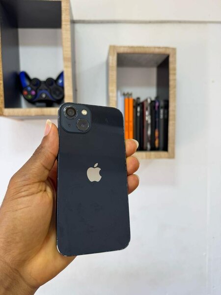 iPhone 13