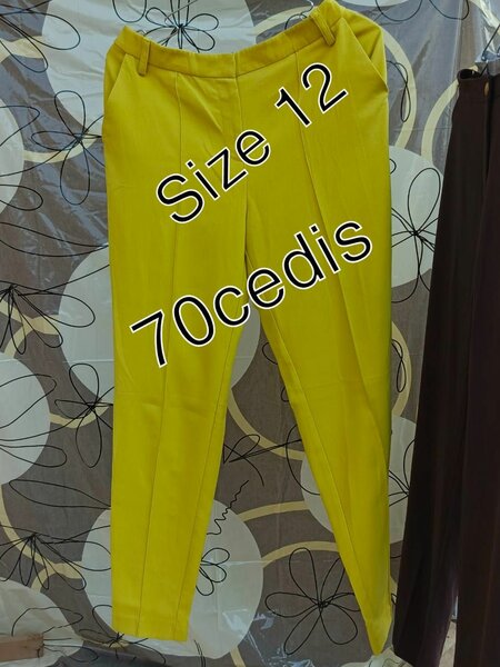 Material Trousers