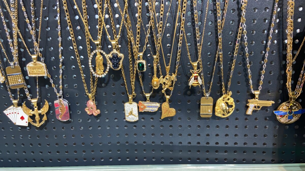 Solid chains
