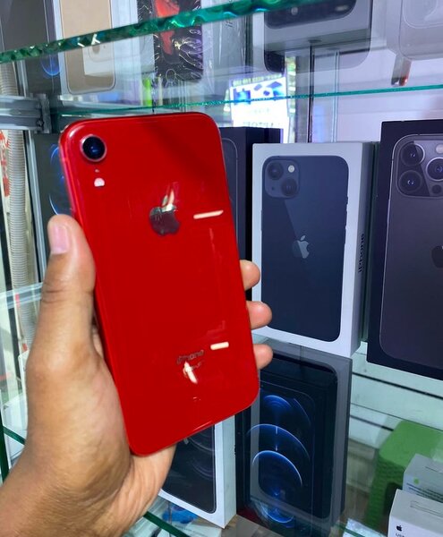 iPhone XR 64GB red Edition