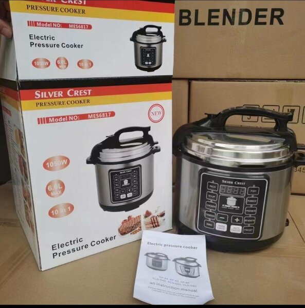 PRESSURE COOKER