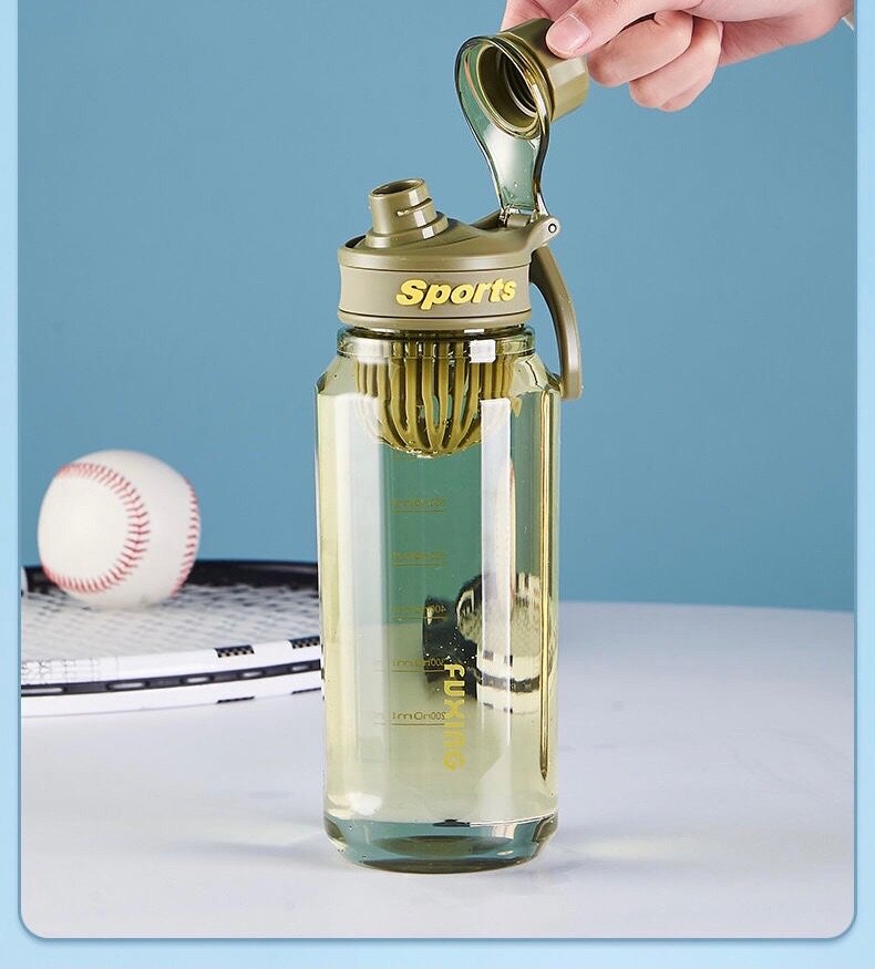 Water bottle