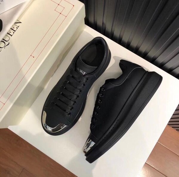 ALEXANDER MCQUEEN