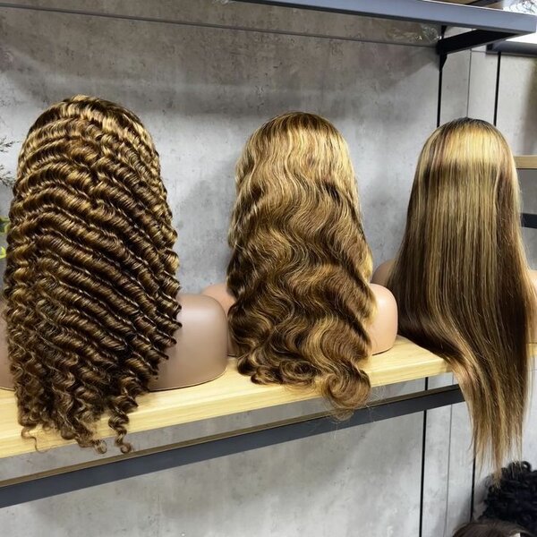 Wig's