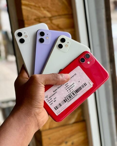 Preowned iPhone 11