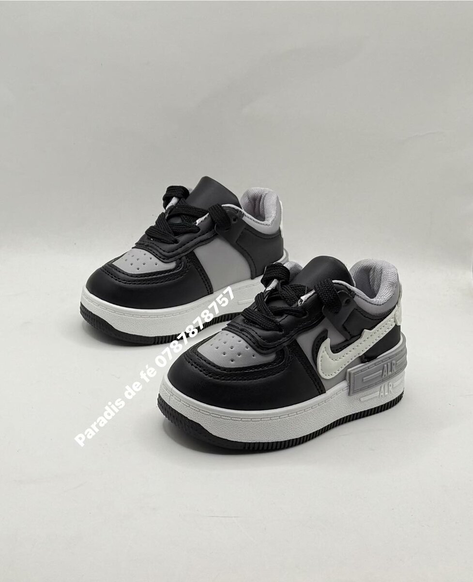 CHAUSSURES ENFANTS